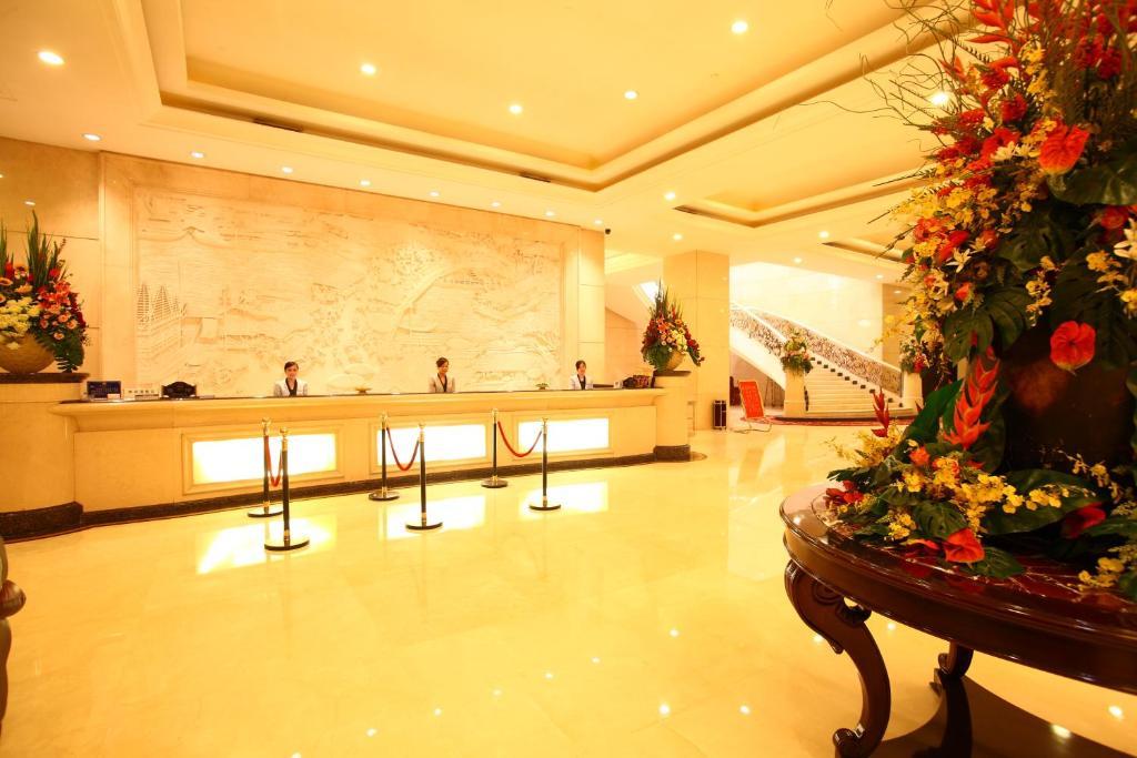 Forla Hotel Dongguan  Exteriör bild