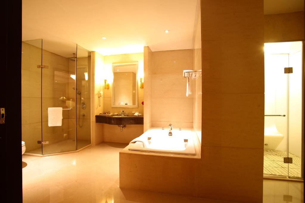 Forla Hotel Dongguan  Exteriör bild